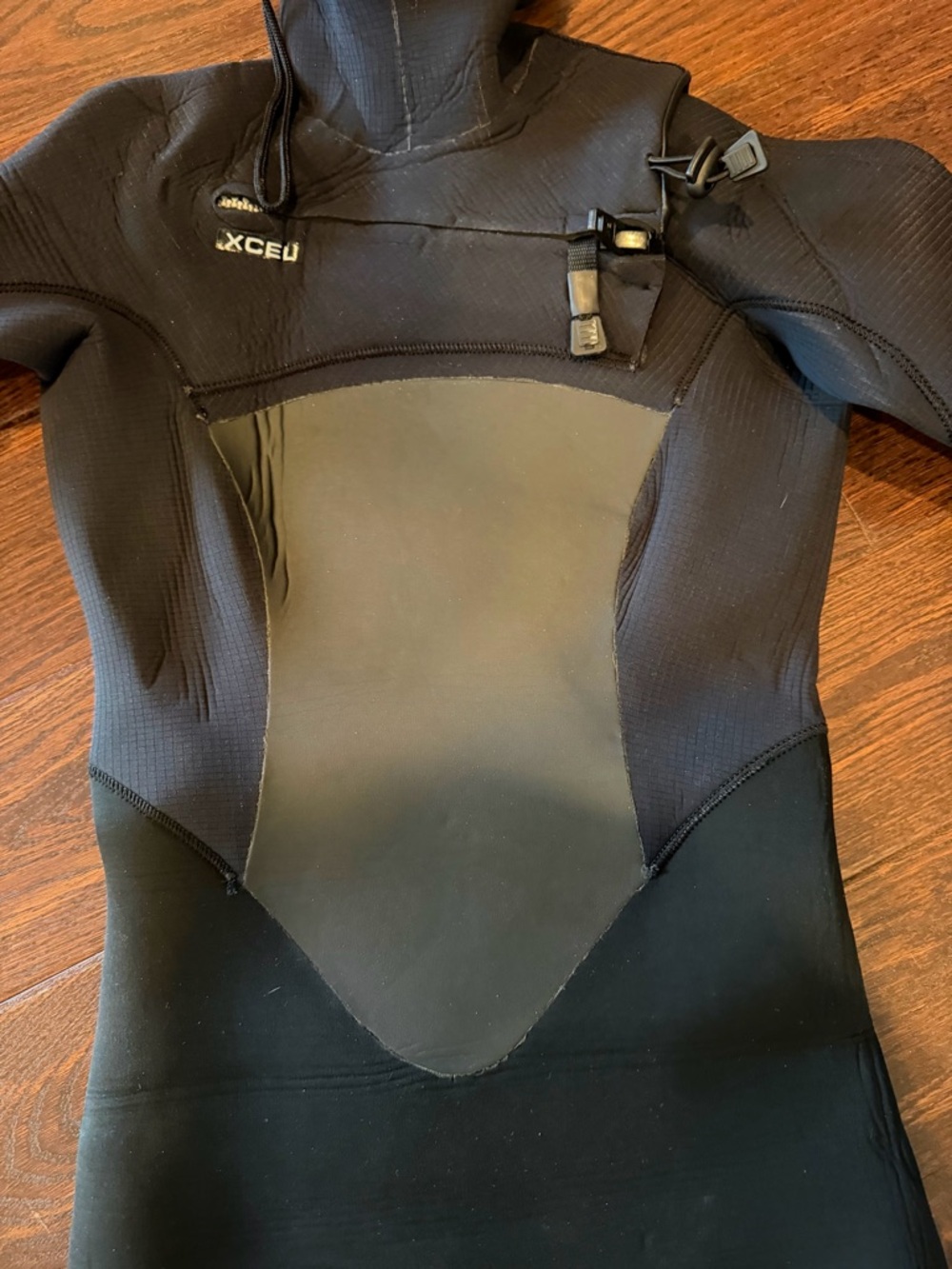 XCEL 6T Women's Infiniti 5/4 Hooded Fullsuit - Picture 4 of 8